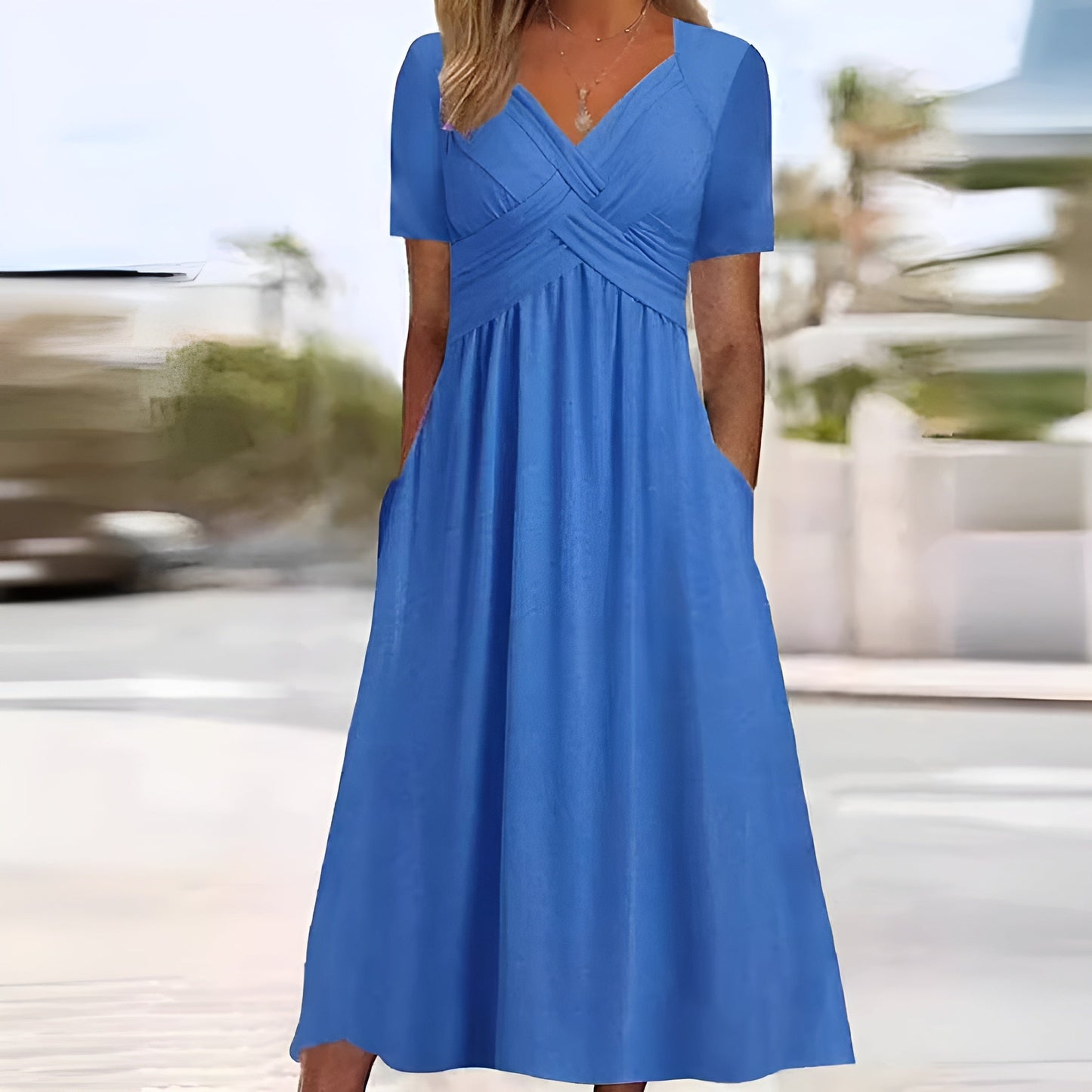 Emilia™ | Pitkä mekko